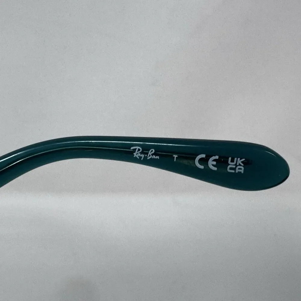 Ray-Ban new ray